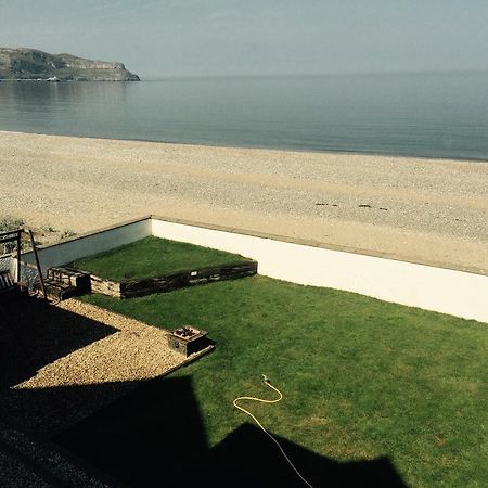 Superb Cintra Beachside Apartments 랜디드노 객실 사진