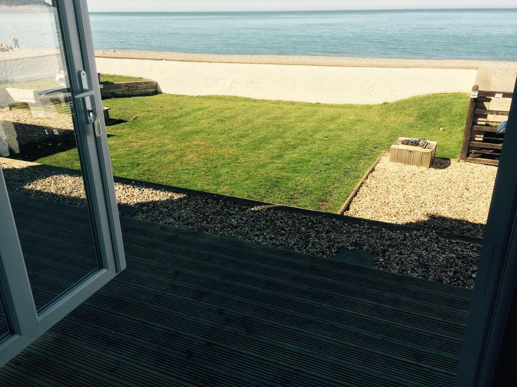 Superb Cintra Beachside Apartments 랜디드노 객실 사진
